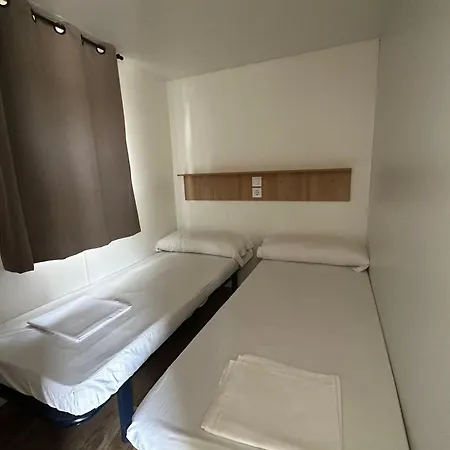 Mobil-home - Terrasse Privee - Api-1-52-1861 مكان تخييم *